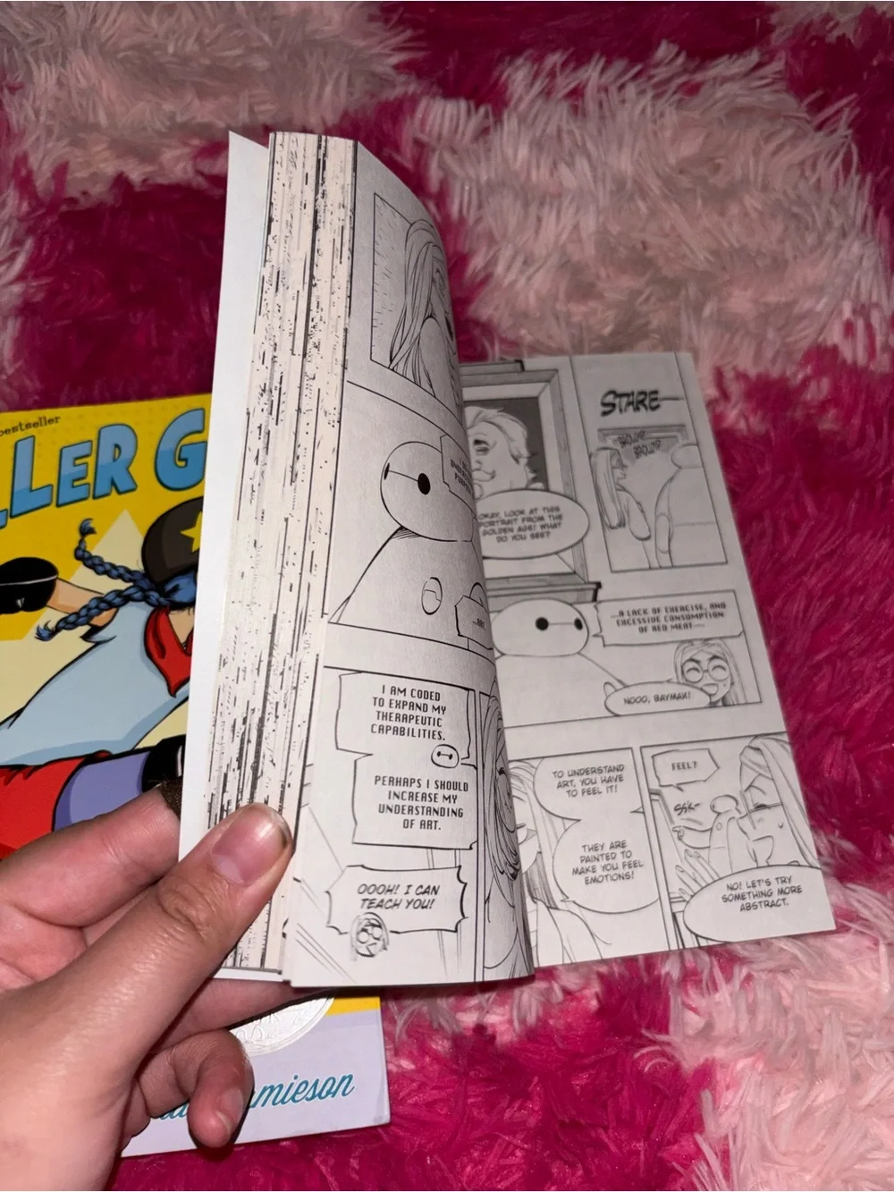 Books - Picture 10 of 14